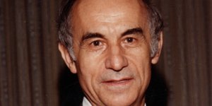 O κορυφαίος Καθηγητής Χειρουργικής Βασίλης Γολεμάτης