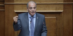 Ο Κυριάκος Βελόπουλος στη Βουλή 