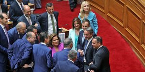 Ορκίστηκε η νέα βουλή