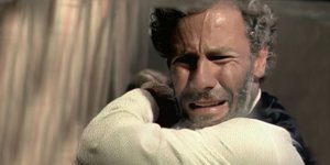 Σταυρος Ξαρχάκος