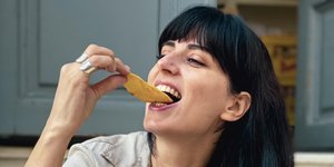 Γυναίκα φαγητό Αθήνα Surtuko foodie