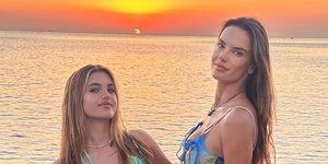 Η Αλεσάντρα Αμπρόσιο με την 15χρονη κόρη της