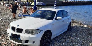 BMW παραλία