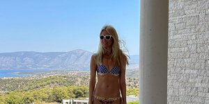 Κλόντια Σίφερ με μαγιό 