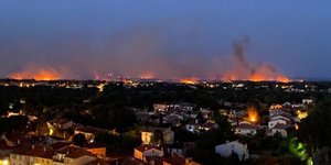 Μεγάλη φωτιά στη νότια Γαλλία: Απειλείται παραθαλάσσιο θέρετρο