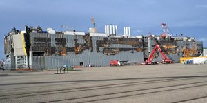 Πυρκαγιά σε πλοίο 