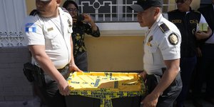Ξανά στις κάλπες οι πολίτες της Γουατεμάλας για τον 2ο γύρο των προεδρικών εκλογών