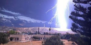 Βούλα Κεραυνοί