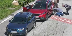 Κλοπές χρημάτων μέσα από αυτοκίνητα