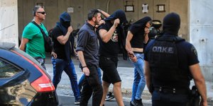 Χούλιγκαν στον εισαγγελέα