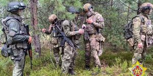 Λευκορώσοι στα σύνορα με Πολωνία