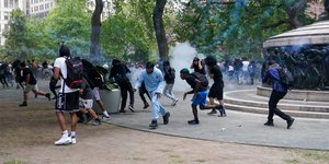 Επεισόδια και συλλήψεις στο Μανχάταν σε εκδήλωση influencer