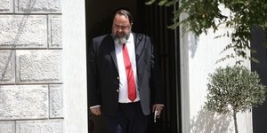Ο Βαγγέλης Μαρινάκης εξέρχεται του Μεγάρου Μαξίμου μετά τη σύσκεψη για την οπαδική βία