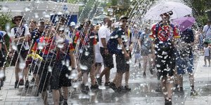 μεσα σε σιντριβανι 