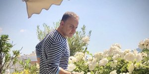 Το στιλάτο σαλόνι του Μιχάλη Κεφαλογιάννη