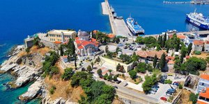 Η Παναγία της παλιάς πόλης της Καβάλας