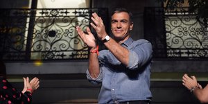 Ο Πέδρο Σάντσεθ ψάχνει τρόπο να σχηματίσει κυβέρνηση στην Ισπανία