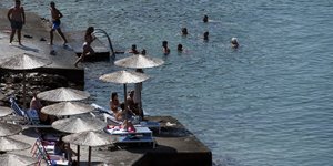 βραχος βουτιες