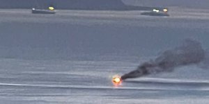 Εκρήξεις και πυρά κοντά στο μεγάλο ρωσικό λιμάνι Ναβορασίσκ στη Μαύρη Θάλασσα