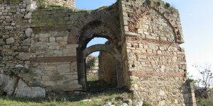 Η Πύλη της Γέφυρας στο Κάστρο Διδυμοτείχου