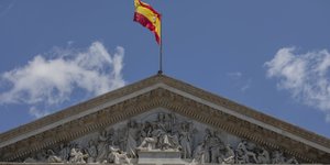 αγαλματα στο αετωμα 