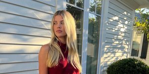 η Σοφία Richie με τσάντα Hermes