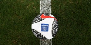 Η μπάλα της Superleague για την αγωνιστική περίοδο 2023-24 / Φωτογραφία: EUROKINISSI
