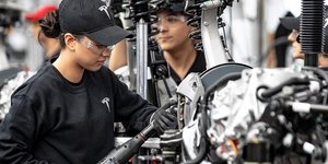 Εργαζόμενοι στην Tesla