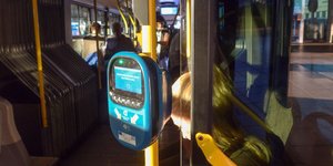 Μηχανισμός εισιτηρίων σε λεωφορείο