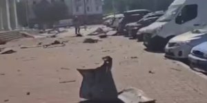 O ρωσικός πύραυλος έπληξε το κέντρο του Τσερνίχιβ στη βόρεια Ουκρανία