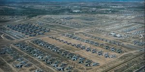 Το The Boneyard είναι ο μεγαλύτερος χώρος αποθήκευσης αεροσκαφών στον κόσμο