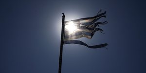 Αίθριος ο καιρός σήμερα με ισχυρούς ανέμους έως 7 μποφόρ