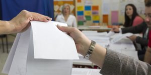 Στις 11 το πρωί η πρώτη ενημέρωση για την πορεία της διαδικασίας στις αυτοδιοικητικές εκλογές 2023
