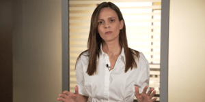 Αχτσιόγλου για εργασιακό νομοσχέδιο: Θα νικήσουμε την εργασιακή δυστοπία του κ. Μητσοτάκη