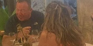 Οι Βρετανοί τουρίστες που κατηγορούνται πως έφευγαν από εστιατόρια στην Κρήτη χωρίς να πληρώσουν