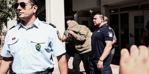δολοφονία Πειραιάς σκότωσε Αλβανό σε πάρκινγκ με καραμπίνα