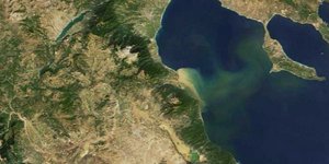 Η λάσπη από τη Θεσσαλία έφτασε στη Χαλκιδική 