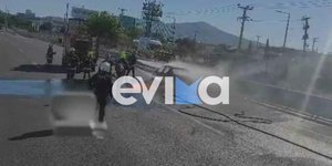 Φωτιά σε αυτοκίνητο στην Εθνική οδό Αθηνών-Λαμίας