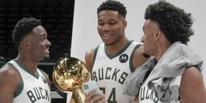 Ο Giannis όταν κατέκτησε το πρωτάθλημα NBA με τους Μπακς