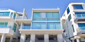 Η βίλα του Κάνιε Γουέστ στο Μαλιμπού όταν την αγόρασε