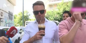 H πρώτη εμφάνιση Κασσελάκη μετά τη νίκη του χθες 
