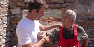 Κασσελάκης, Αποστολάκης σε βίντεο στη Μακρόνησο