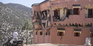 Κατεστραμμένο κτίριο από τον σεισμό στο Μαρόκο