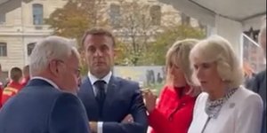 Μπριζίτ και Εμανουέλ Μακρόν με τον βασιλιά Κάρολο και την Καμίλα