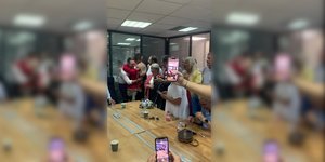 Η στιγμή που ο Στέφανος Κασσελάκης έμαθε ότι είναι ο νέος πρόεδρος του ΣΥΡΙΖΑ