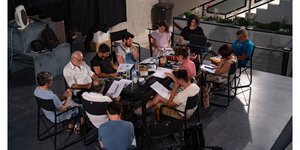 Στις πρόβες ο θίασος του θεάτρου Αλμα 