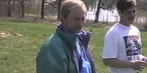 O Βλαντίμιρ Πούτιν σε ένα άγνωστο ταξίδι του στη Φινλανδία στις αρχές της δεκαετίας του 1990