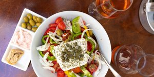 σαλατα ροζε κρασι