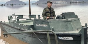 Ενοπλες δυνάμεις στην κακοκαιρια 