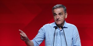 Ο Τσακαλώτος σε ομιλία του σε συνέδριο του ΣΥΡΙΖΑ
